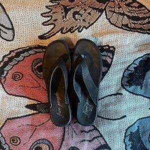 Free people platform flip flops